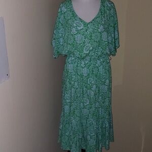 Floral V-Neck Green Midi Dress with Flutter Sleeves